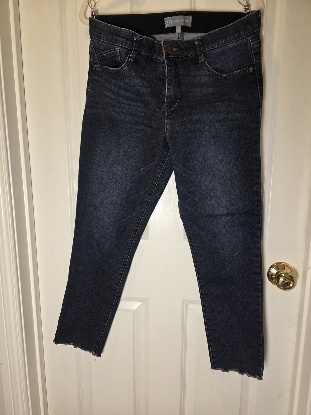 Wit & Wisdom Dark Wash Cropped Ankle Jeans
